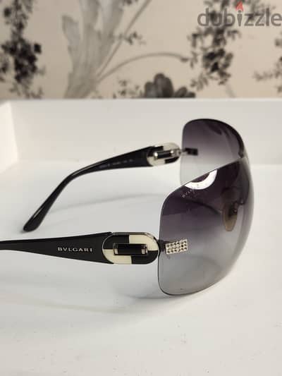 Bvlgari Sunglasses original used clean 30bd