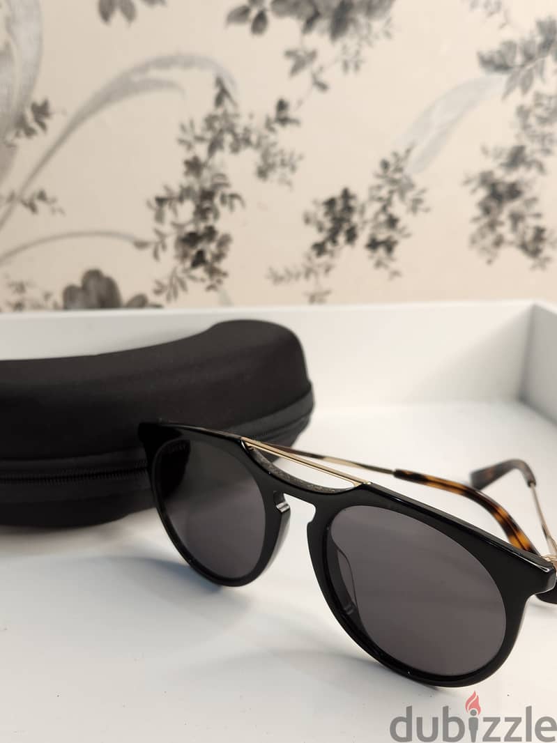 Gucci Sunglasses original used clean 3