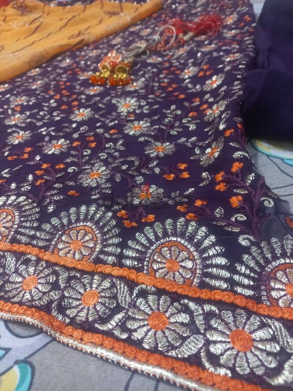 beautiful 3 pc embroided unstitched pakistani dress 1