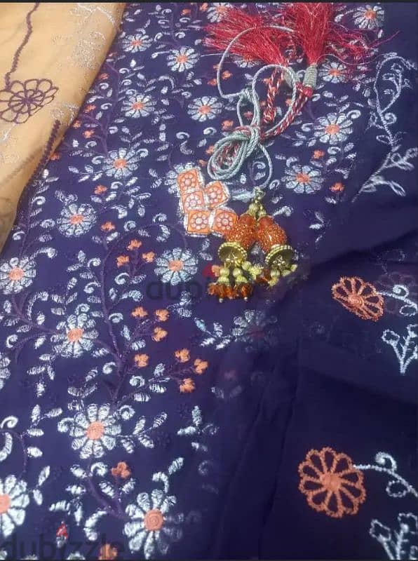 beautiful 3 pc unstitched embroided pakistani dress 3