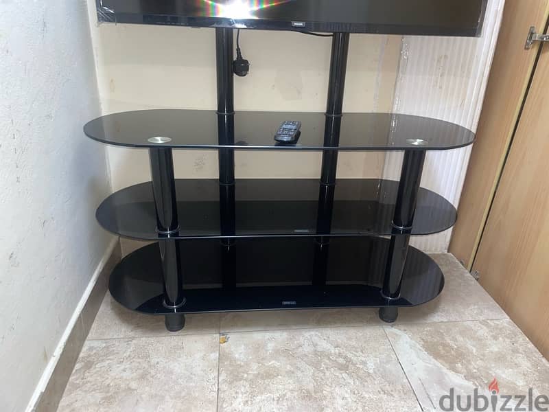 PHILIPS TV 43INCH 5800 SERIES WITH TV STAND 2
