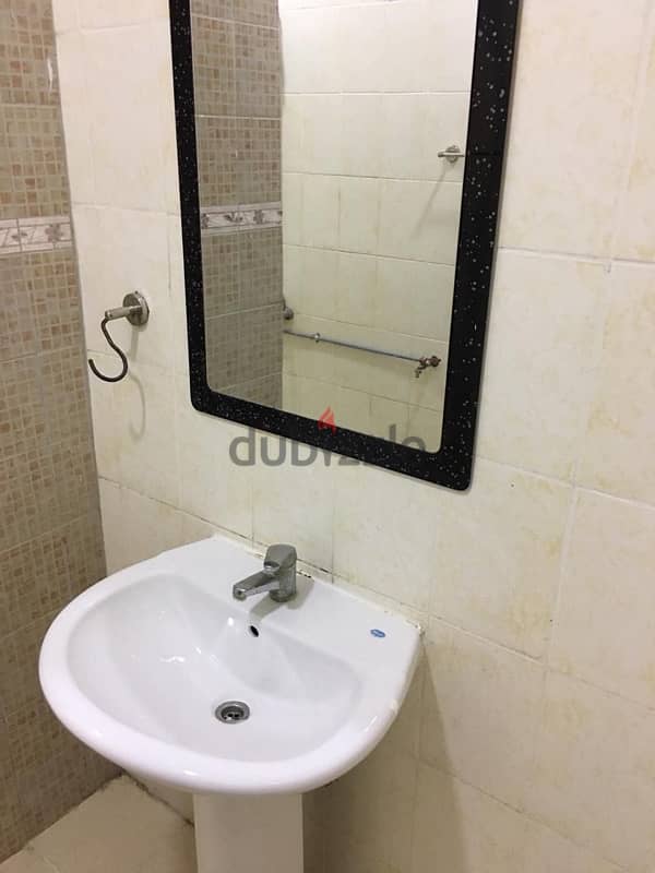 flat for rent in alaker شقه للايجار في العكر 2