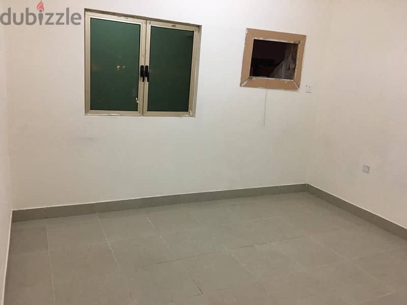 flat for rent in alaker شقه للايجار في العكر 4