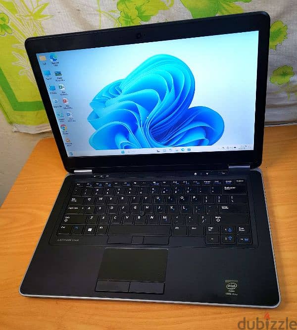 Dell latitude i7 1