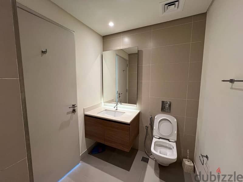 Really good good apartment very good location Beach view 5