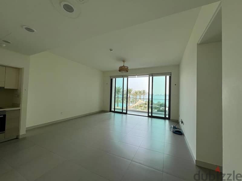 Really good good apartment very good location Beach view 6
