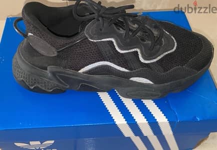 Adidas Originals Ozweego 100% Authentic - للضرورة urgent sale