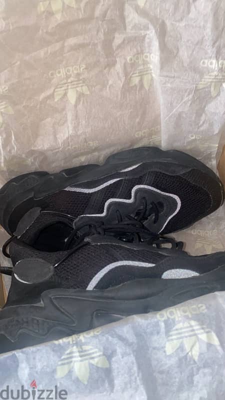 Adidas Originals Ozweego 100% Authentic - للضرورة urgent sale 1
