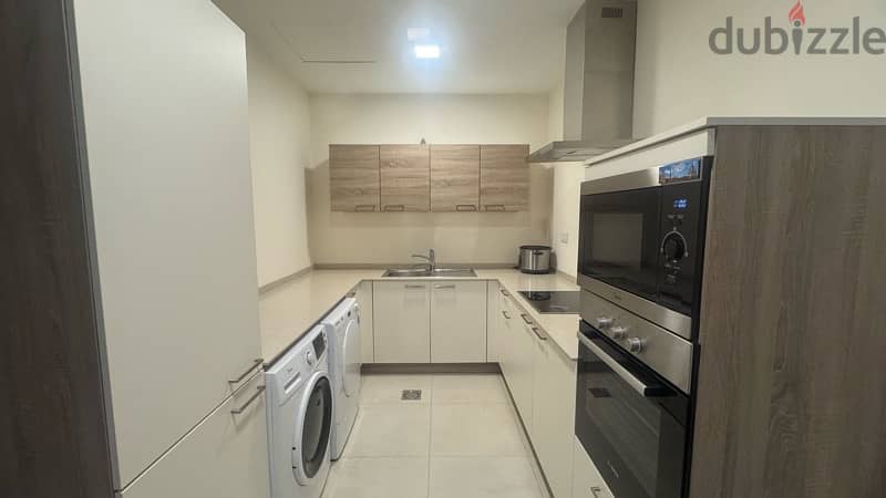 TWO BEDROOMS flat with balcony 33276605 3