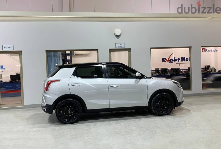 Ssang Yong Tivoli 1