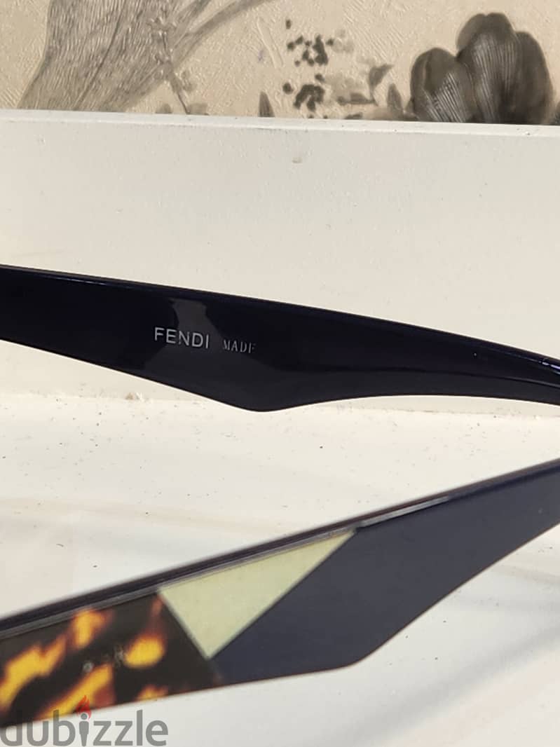 Fendi used clean sunglasses Step Up Your Style – Branded Sunglasses fo 3