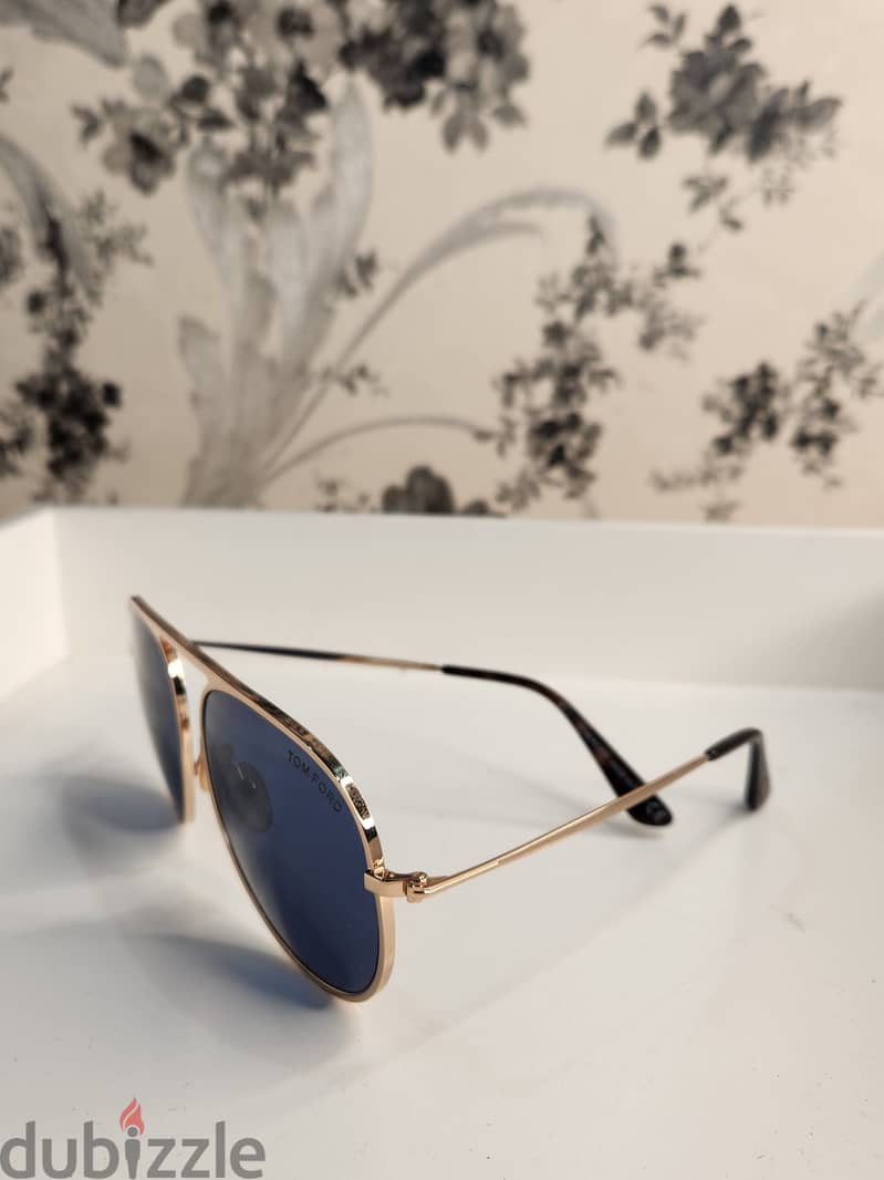 Stylish Branded Sunglasses – Used, Great Condition!  Price: 25 BHD 1