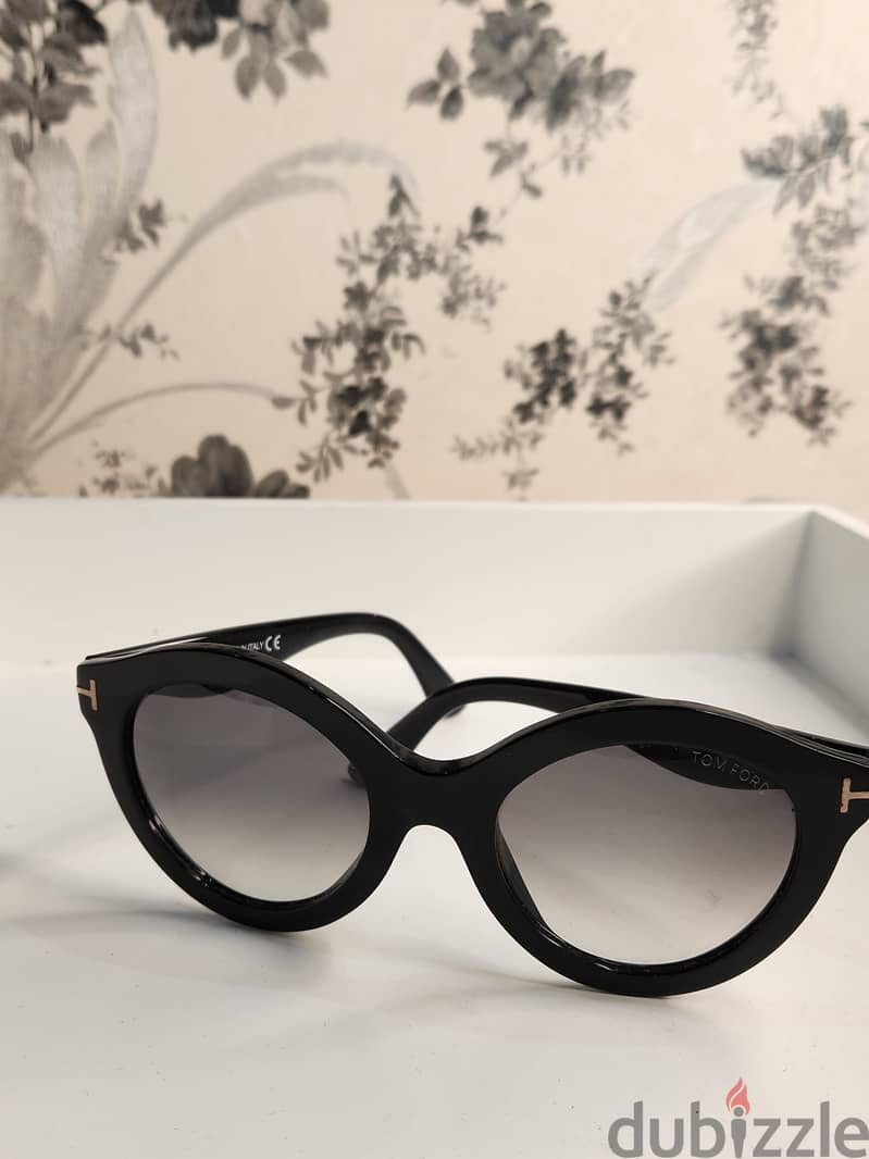 Step Up Your Style – Branded Sunglasses for Sale!  Price: 25 BHD 3