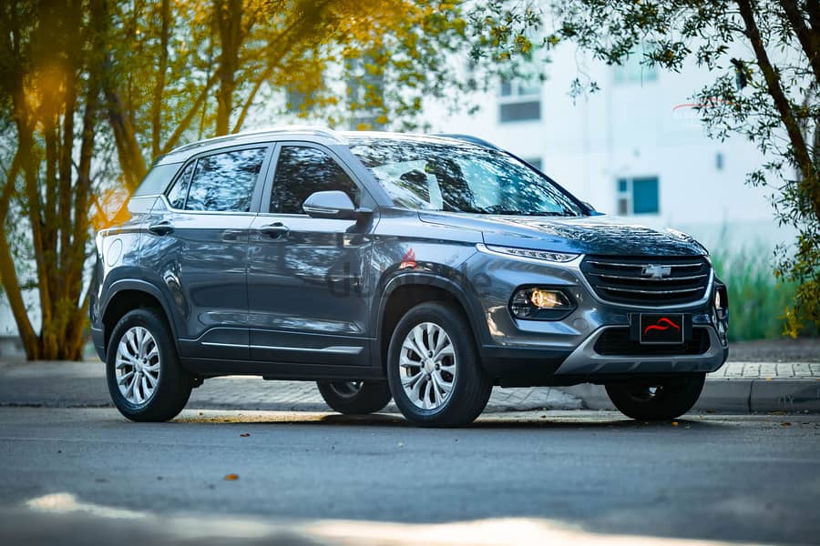 Chevrolet Groove 2023 Grey  Agency Service  Sporty SUV  Bahrain Spec 3