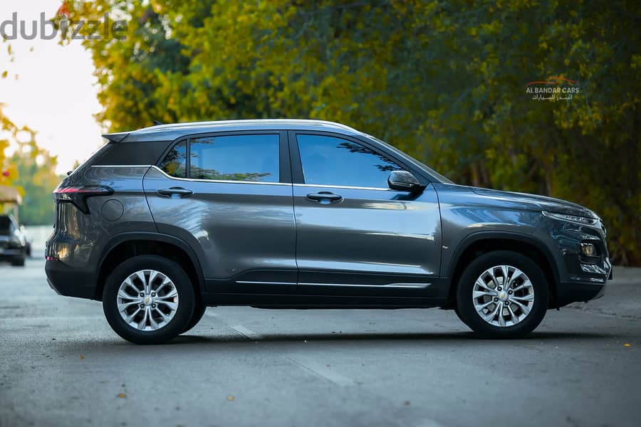 Chevrolet Groove 2023 Grey  Agency Service  Sporty SUV  Bahrain Spec 7