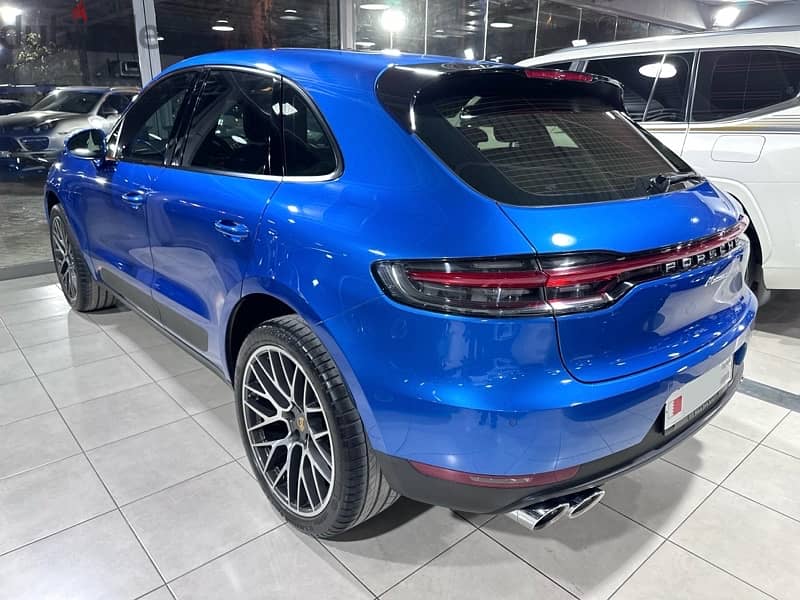 2019 Porsche Macan 1