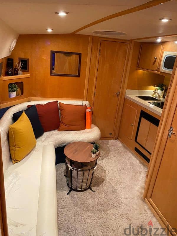 2006 Gulf Craft Ambassador 36 feet 5