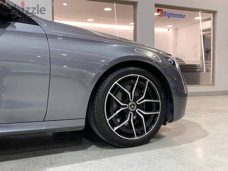 Mercedes-Benz E 200 8