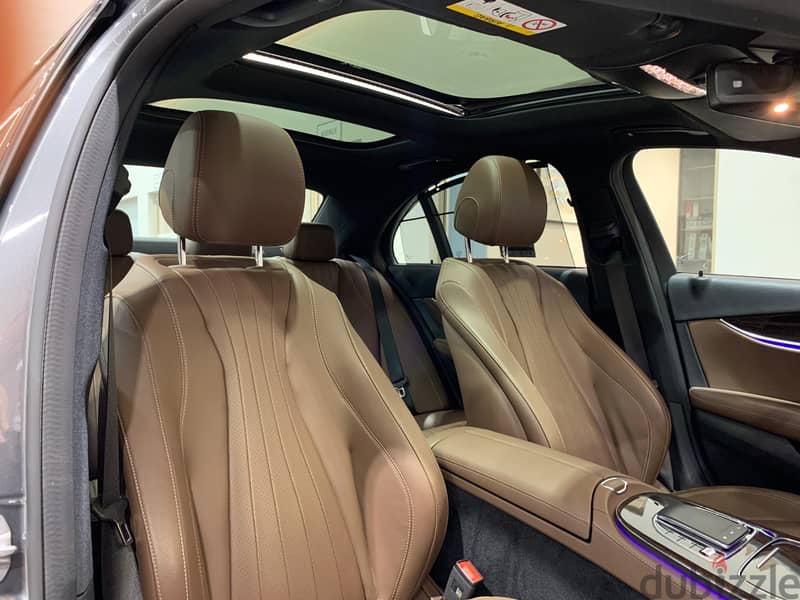 Mercedes-Benz E 200 13