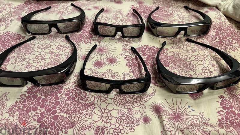 3D glasses for Sony Tv (bd 6 each together bd 25) 2