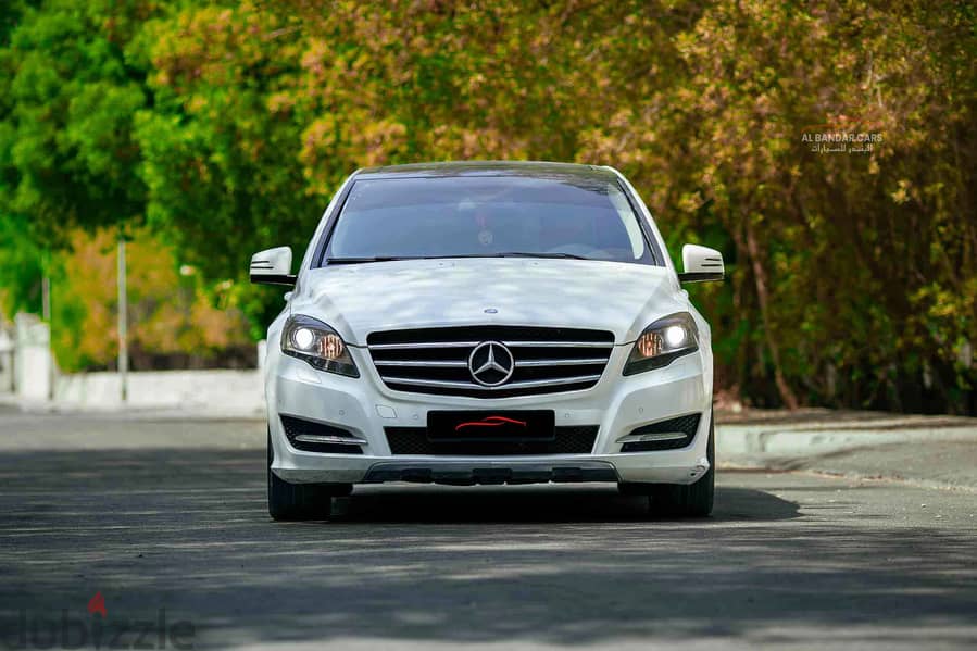 MERCEDES R350 2012 WHITE SPACIOUS AND LUXURY EXCELLENT CONDITION - Cars ...