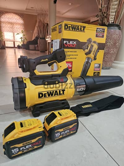 Dewalt 60V DCBL777 blower kit