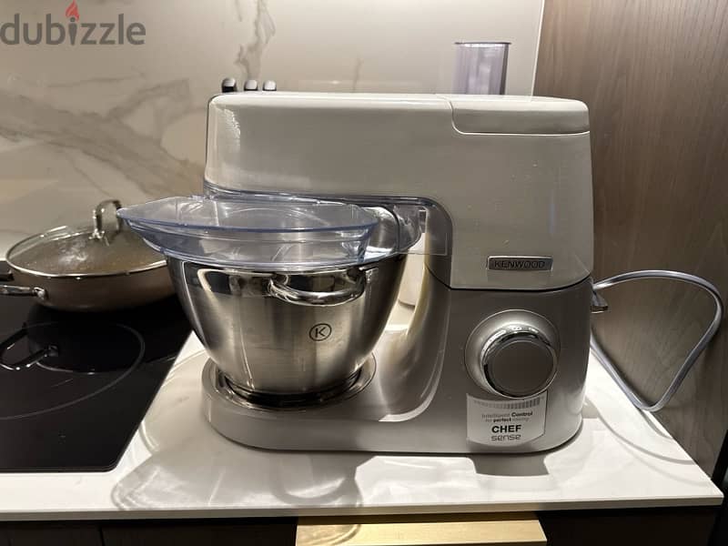 Kenwood Chef Sense Kitchen Machine – Like New + Full Accessories ...