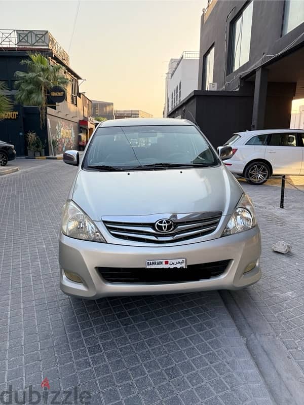 Toyota Innova 2010 - Cars for Sale - 105557477