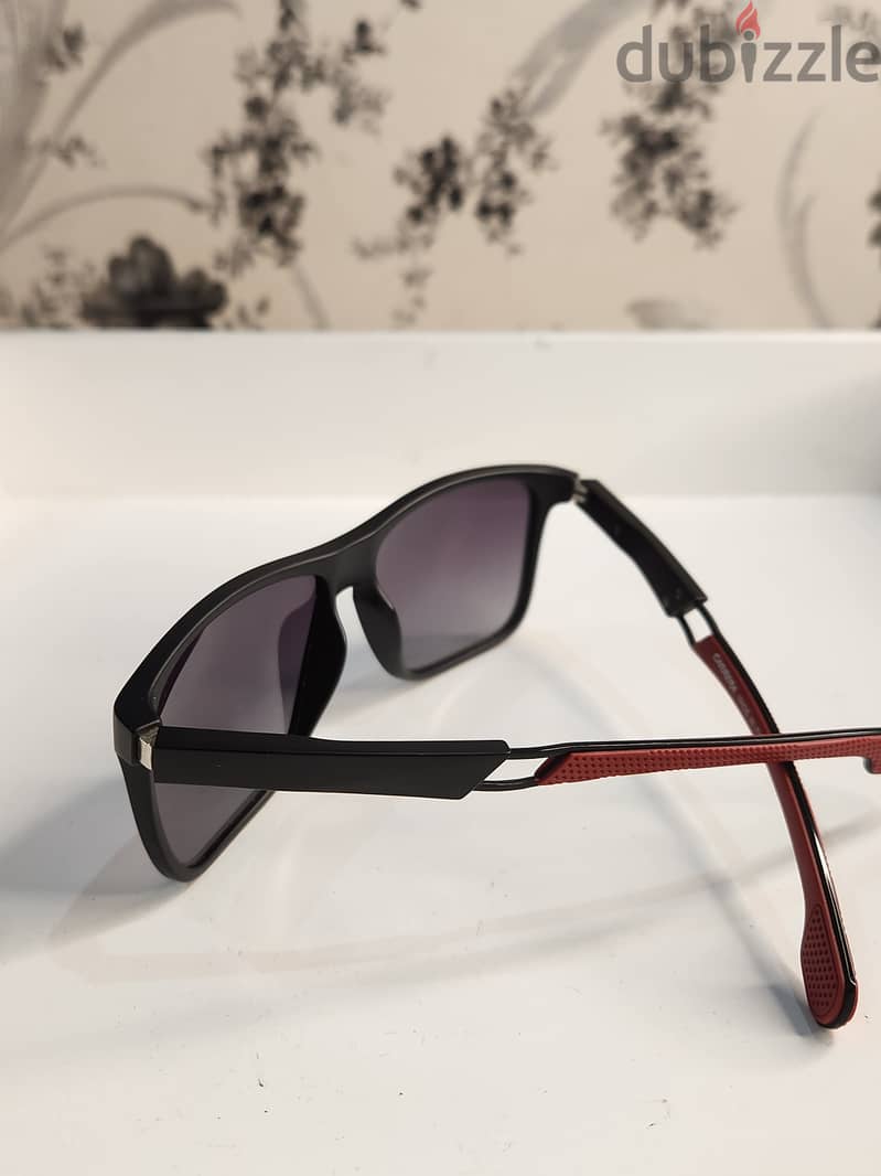 Sunglasses Original • Clean • Gently Used 1