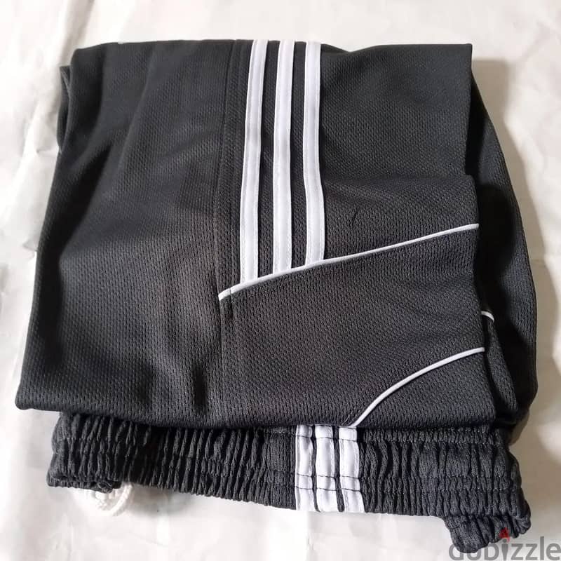 Men Trouser + polo T-Shirts 8