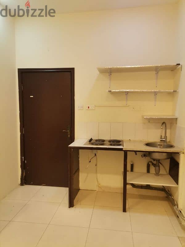 Studio flat for rent in salmaniy with unlimited EWA 1