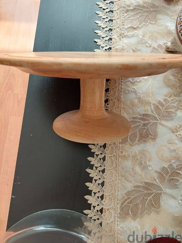 cake stand wooden very good condition 1