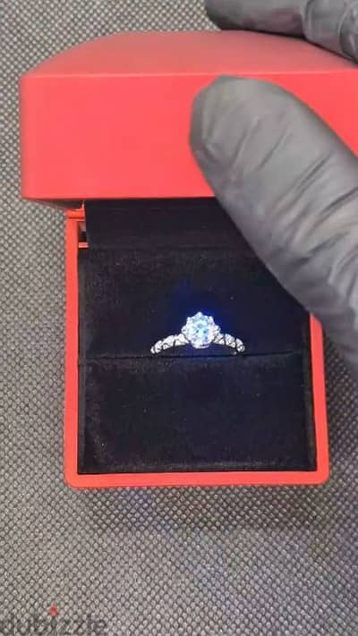 moissanite ring (certified) خاتم