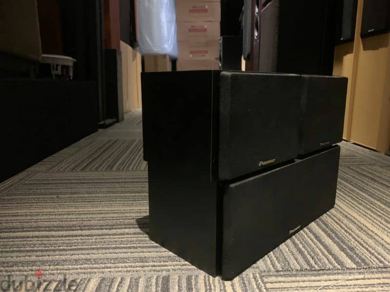 pioneer center and surround speakers 1
