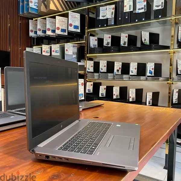 HP ZBook 17 G564080525669891122