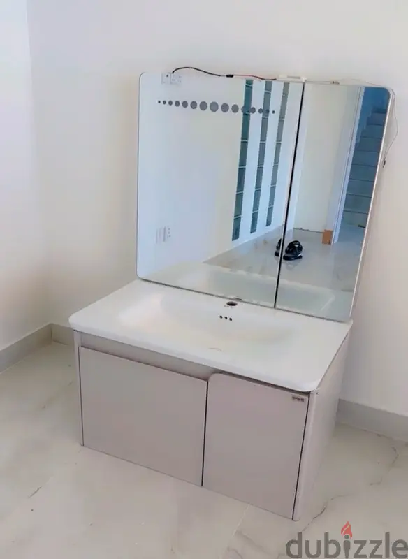 Laundry64082298223106124