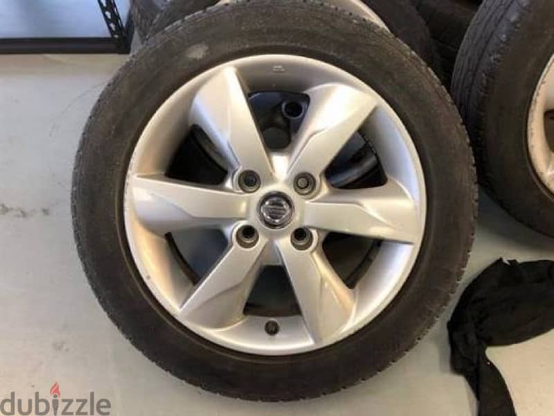 Nissan tida . and sunny 4 rims - Car Accessories - 105571075
