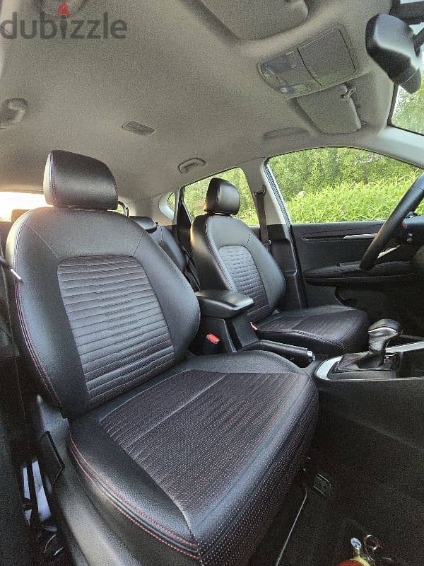 Kia Sonet 2023 Top Option 3