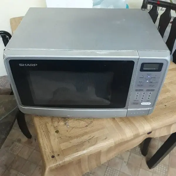 فرن ميكروويف يعمل 9bd