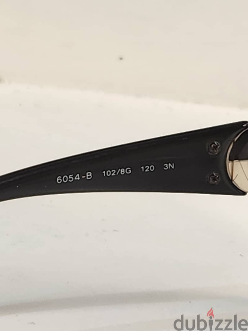 Fendi Sunglasses – Original  Clean and gently used Elegant and authen 4