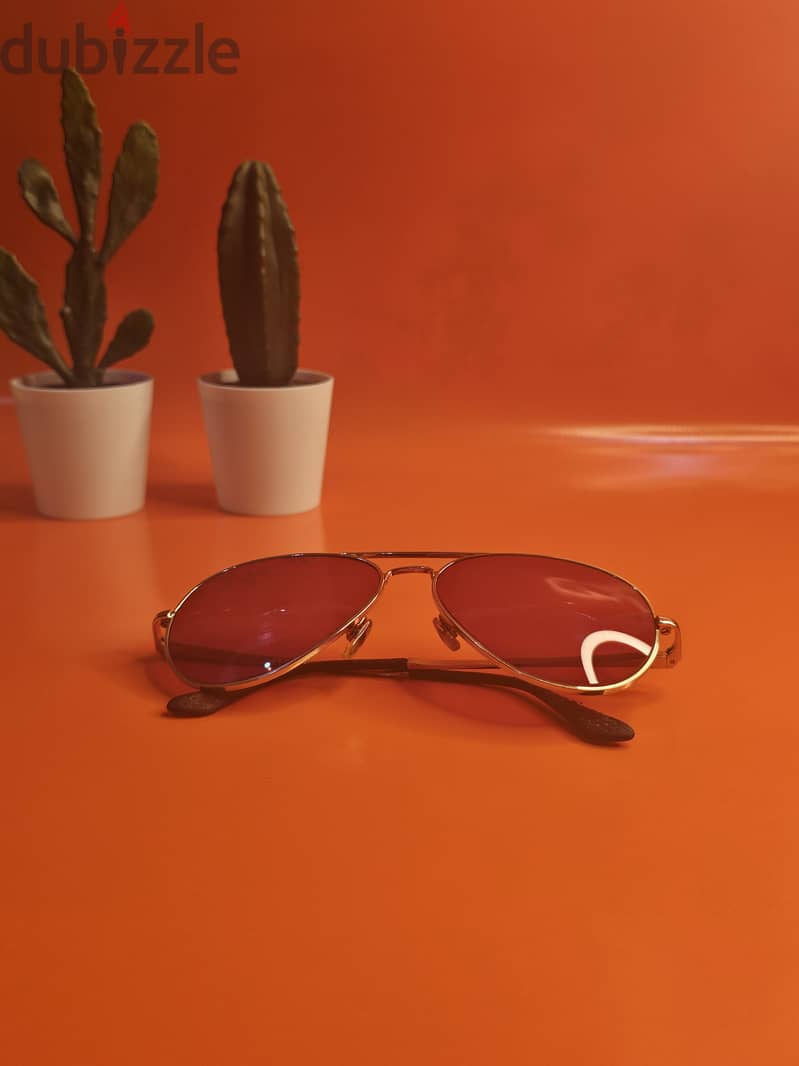 Ferrari Sunglasses – 30 BHD  Clean and gently used Stylish and authent 1