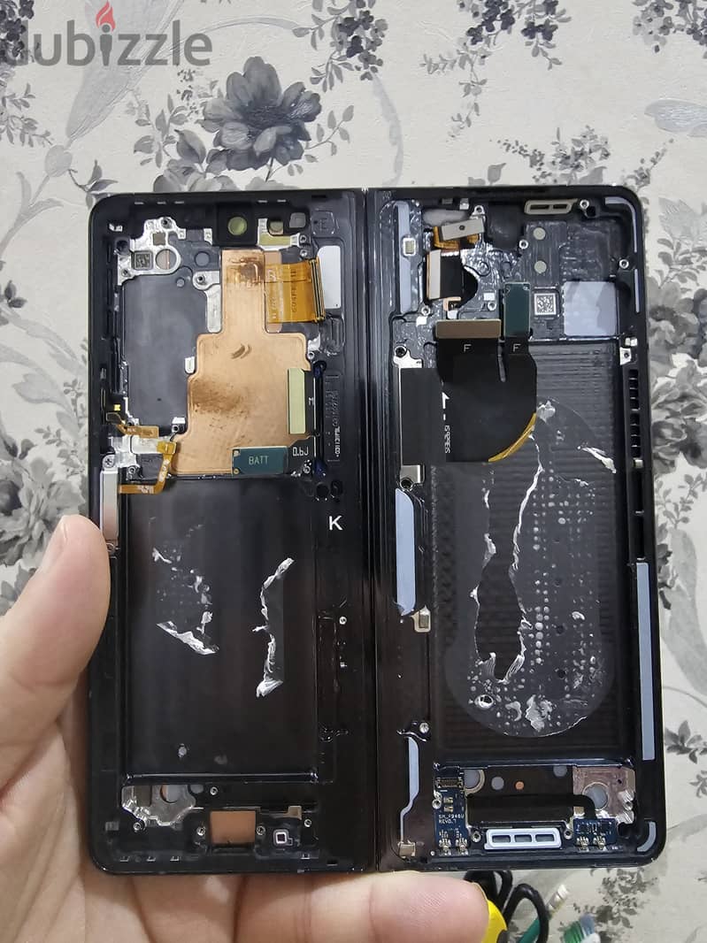 samsung fold LCD only 3