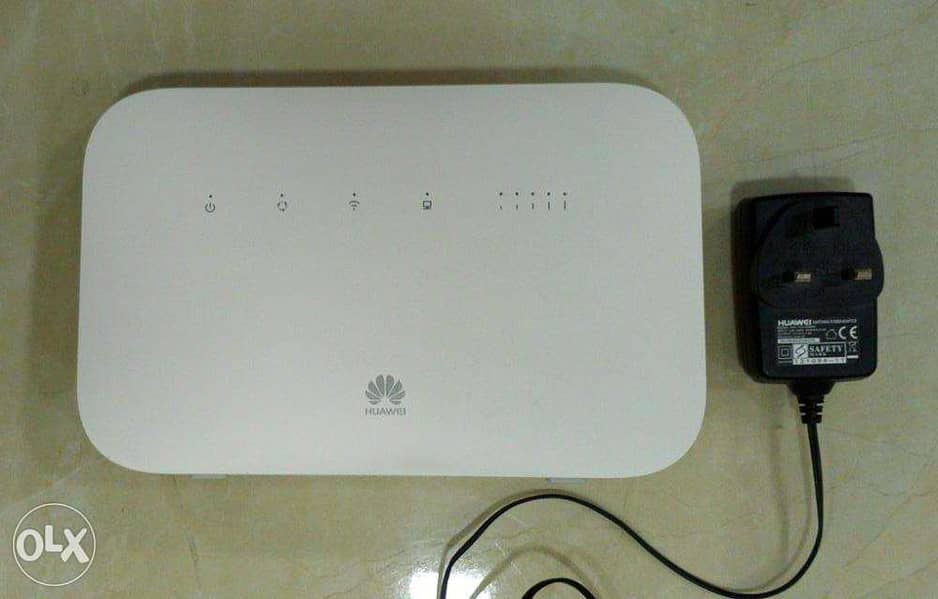 Huawei  B612-233 4G+ LTE CPE 300Mbps 1