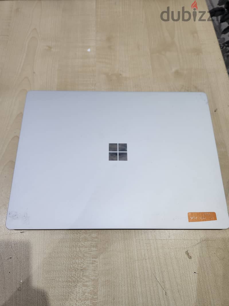 Surface Laptop  i5 8gb 256gb  - 100bd 3