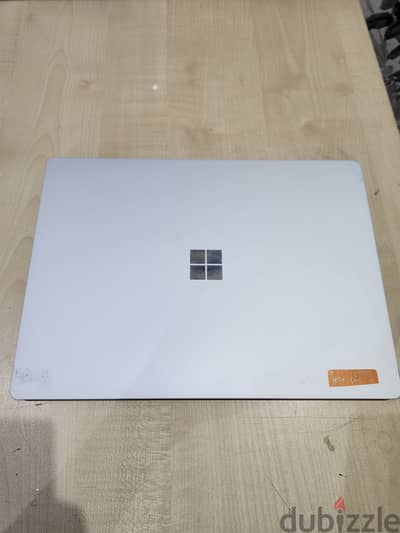 Surface Laptop i5 touchscreen