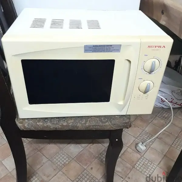 Microwave oven good condition 7bd