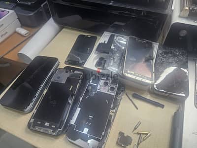 iPhone spare parts (LCD, Battery, Speakers, charking port , camera