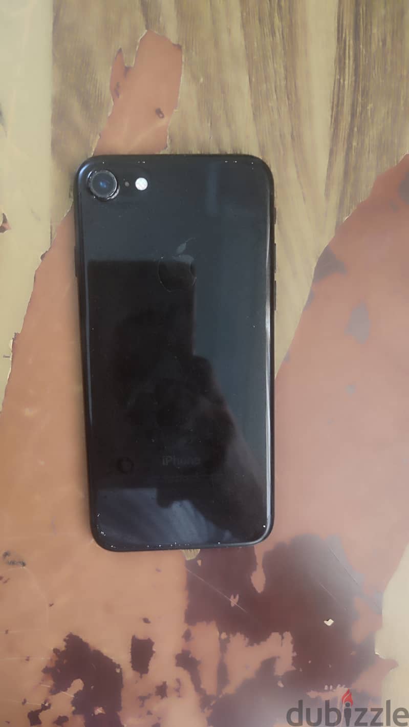 iPhone 7 128 GB 1