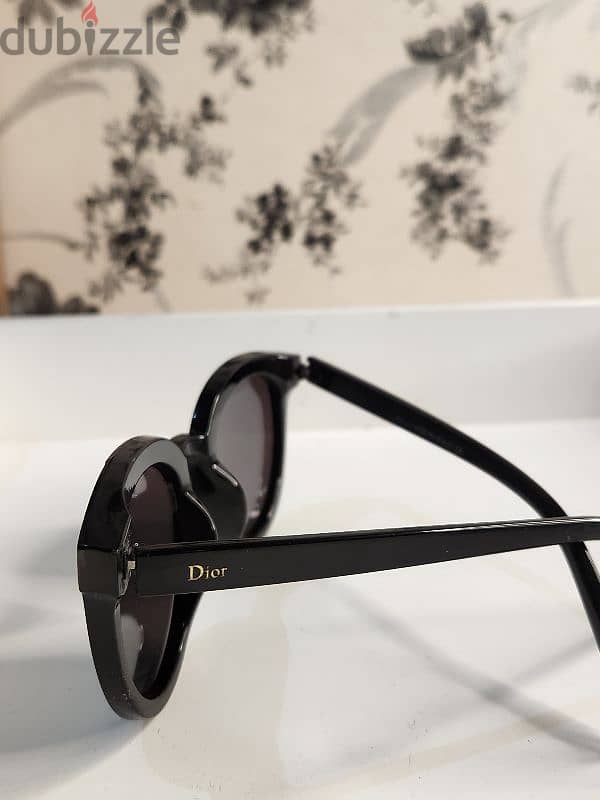 sunglass original used clean 30bd Diffrent brands 2