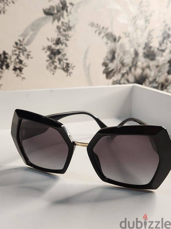 sunglass original used clean 30bd Diffrent brands 5